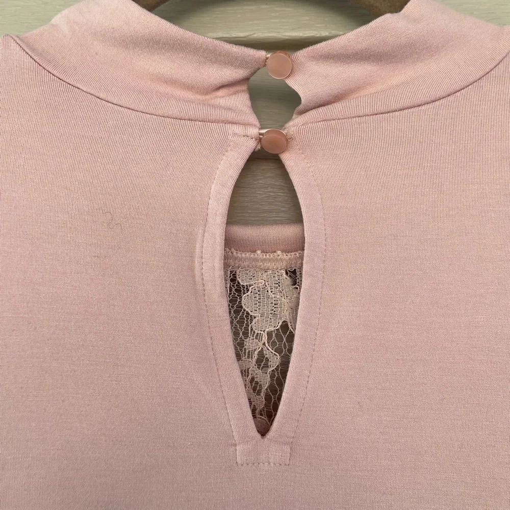 Halogen Pink Smoke Floral Lace Mock Neck Top